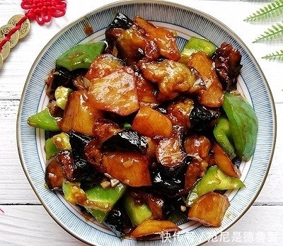 三鲜|#人人能开小吃店#比肉还好吃倍的地三鲜??好吃到爆