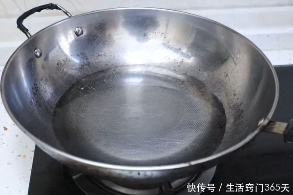 学会|把锅盖倒扣在锅上太厉害了,解决了家家户户的烦恼,学会受用一生