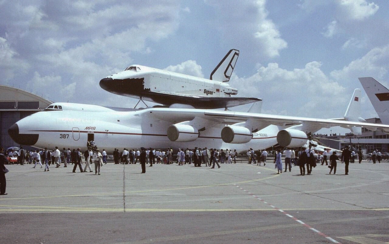 我国|全球最大货运飞机到过我国9次,为什么每次都降落在这里?