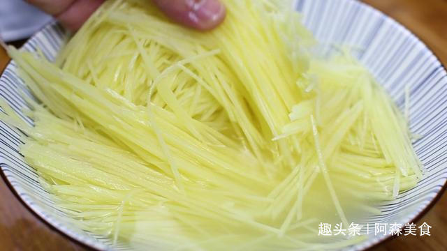 要记住|饭店的凉拌土豆丝为啥那么好吃技巧全在这,爽脆入味,一学就会
