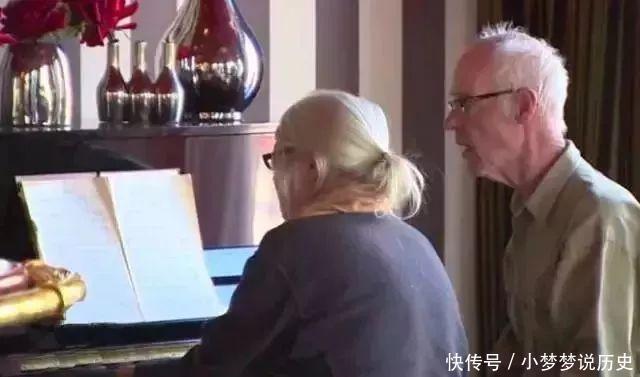 老人|世界上最伟大的骗局:152名老人被骗8年,但他们从未如此快乐