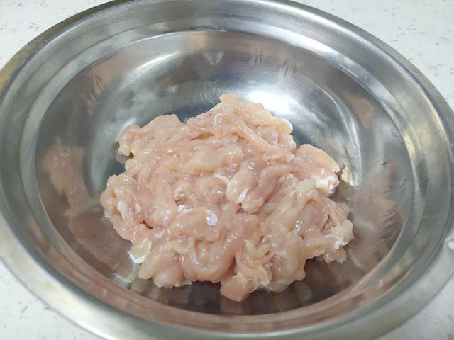  滑嫩|1分钟学会经典家常菜，香辣美味，肉丝滑嫩，一大盘不够吃