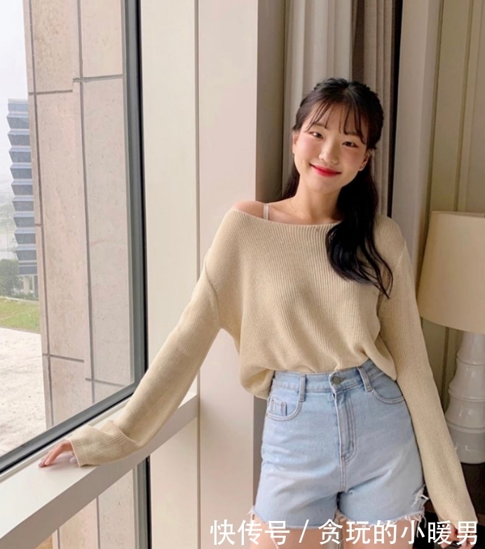 温柔|针织衫原来也能温柔且性感!这些针织tips很实在,学着穿就行