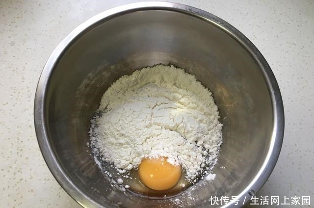 蔬菜|这个早餐特省事,比馒头简单比面包香,十分钟做一锅,柔软又清香