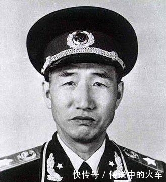 将领|毛主席手下最能打的五名将领是谁？陈毅曾指出过三人，预言过两人