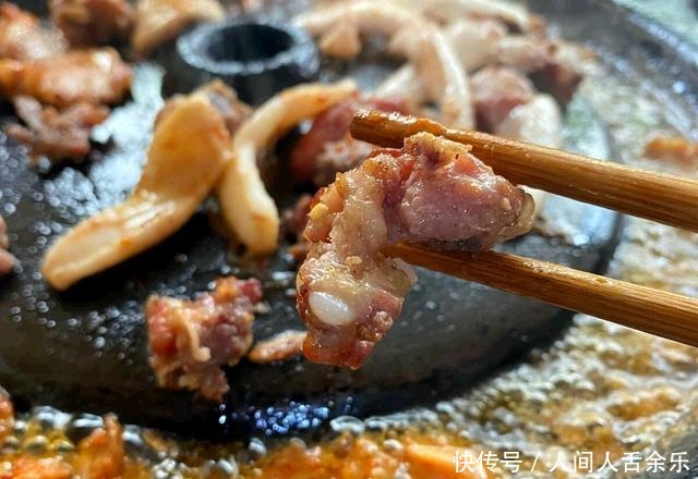 烤锅|脾气挺大的烤肉苍蝇馆 被骂哭了都要吃?