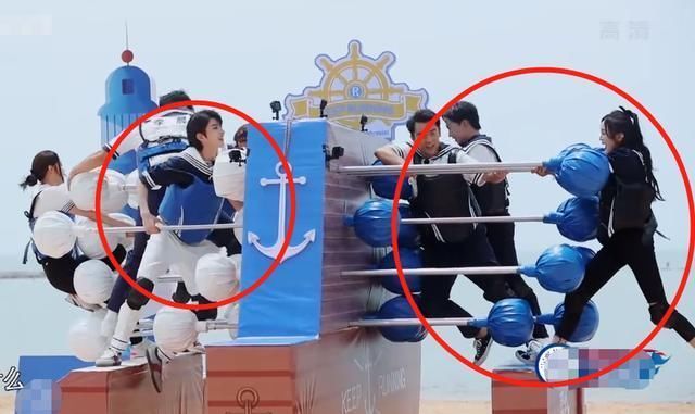  举动|蔡徐坤跟吴宣仪玩搏击，谁留意到蔡徐坤举动“钢铁直男”没错了