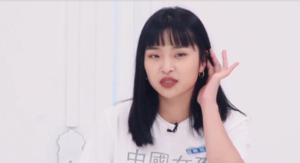 回复|蔡徐坤遇见和自己同年同月同日生的女孩,反而被女孩回复笑到了