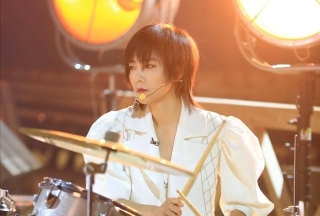  做票|从《超女》到《姐姐》，被怀疑“做票”的许飞为何没能走到最后