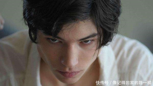 坏小孩|《孤儿怨》《坏种》中的坏小孩,都比不过他,坏得让人毛骨悚然