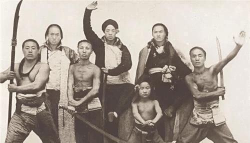 中国|美国主动给中国赔款,9个国家响应退款,只有1个国家一分钱没退