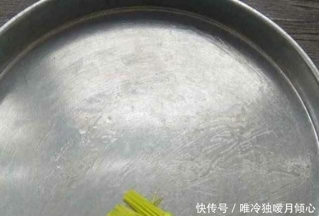 大概|凉皮怎样做最好吃?送你详细教程不洗面不揉面,做法简单零失败!