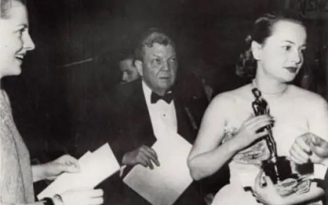  神仙|离婚多就算赢，“神仙”姐妹连去世都要争一个先后