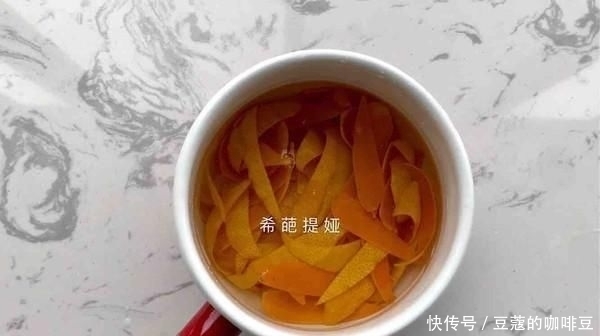 总想|嗓子痒总想咳嗽的人,拿它当零食吃,化痰液润喉咙,不懂可惜了
