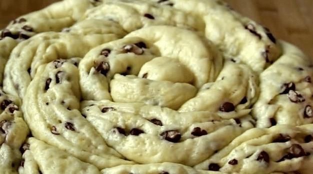 告诉|红薯枣糕怎么做最好吃,配方和做法告诉你,一卷一蒸,香甜又酥软