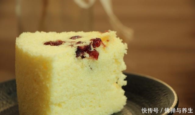  蓬松|最简单的蛋糕做法，不用烤箱电饭锅，蒸一蒸，蓬松宣软不上火