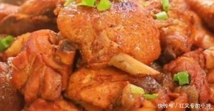 维生素|大人小孩都喜欢的荤菜,鲜嫩多汁,骨香浓郁,咬一口能滋出肉汁来