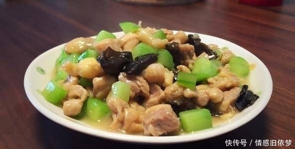 锅中热油|几种炒菜,特别适合夏天,香而不腻!