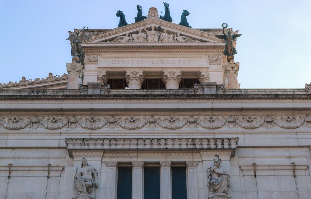  建成|意大利：罗马不是一天建成的