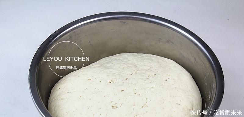  面团|1碗面粉、1包牛奶、1个鸡蛋, 烙好的饼和面包一样好吃