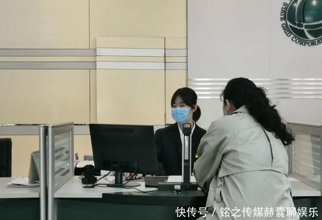 操作|脱下工装,这些电网女神竟这么美!