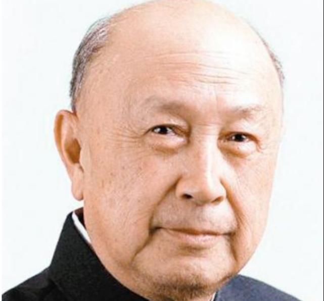 养老|曾为获得美国永久国籍，为美国造出核导弹，现在竟想回中国养老