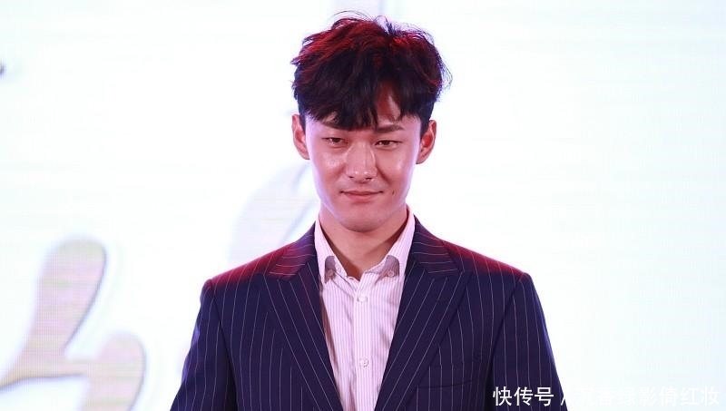 范丞丞|张雨剑和鞠婧祎两人参与录制节目