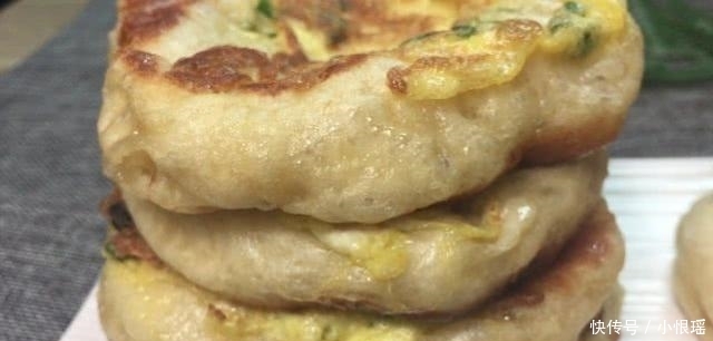  不用|两个鸡蛋，一碗面粉，不用揉面，筷子搅一搅，孩子嚷着还没吃够！