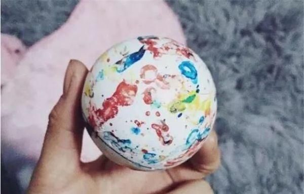 吃到糖心|怎么吃都吃不完,这颗糖果能把舌头吃到流血,有谁作死吃过它