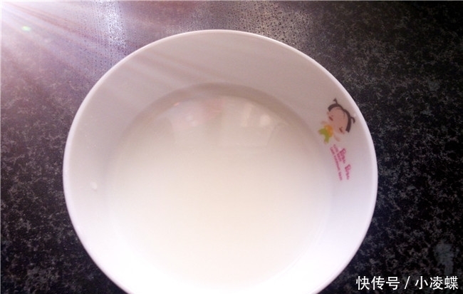 饺子|吃了几十年饺子,此款馅料第一次尝,外酥里嫩又鲜又香,真美味