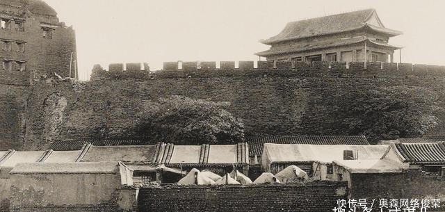 惨不忍睹|晚清老照片:被慈禧太后抛弃的紫禁城,杂草丛生,惨不忍睹