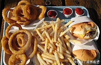 全球|全球公认的这3大垃圾食品,很多人却爱不释口,你可以控制住吗