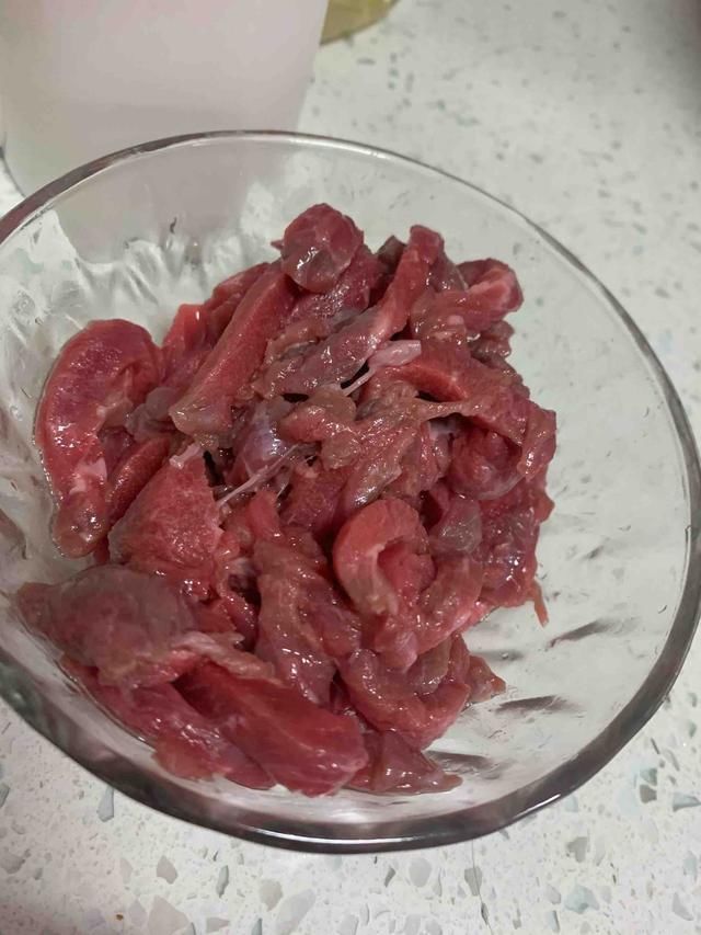 更劲道|在家做炒面,要是这样炒,面条更劲道,再也不粘锅