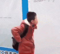  广场|搞笑GIF：广场新来的舞帝