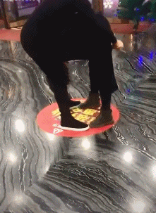 恩爱|搞笑GIF:强行秀恩爱,后果果然很严重!