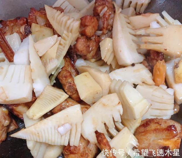 春笋|红烧排骨焖春笋,喜欢吃排骨的一定要学起来,太好吃了!
