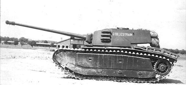 嘲笑|二战后法国坦克艰难的研发之路,宁可被嘲笑,也不放弃法式浪漫