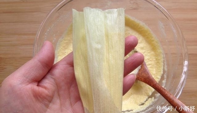 香甜|玉米别再啃着吃了,换个做法,香甜软糯,孩子最爱吃