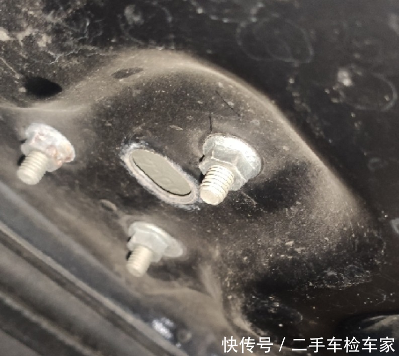 报价|女王的抉择!这辆路虎连气囊都没有报价却高达70万,买家:值!