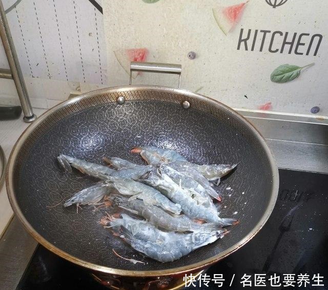 好吃|避风塘炒虾,好吃到连渣都不想剩