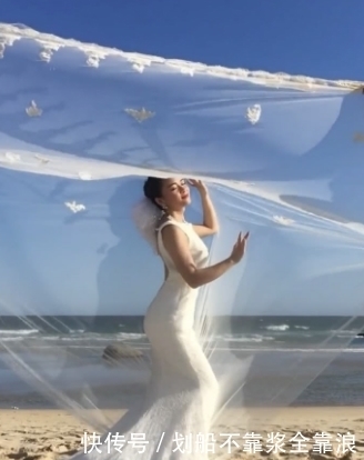 摄影师|新娘拍照将10米长纱巾披在身上,就像蚊帐,成片像在弹棉花