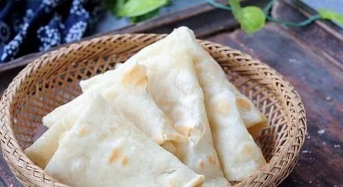 劲道|烙饼和面时,多加这1样,烙出来的饼香软又劲道