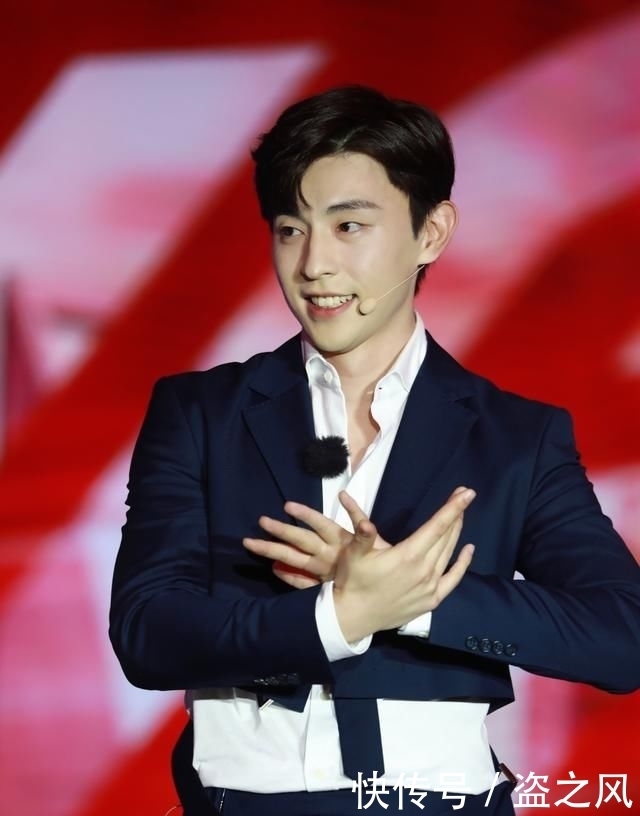 焦点|200514 邓伦《极限挑战》发布会全程回顾 西装伦又奶又酷成全场焦点