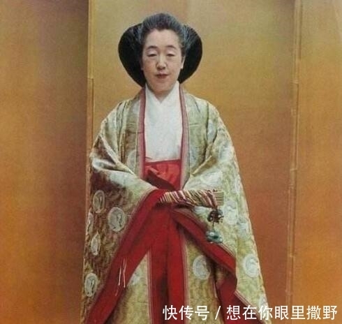 长相|她是全球最长寿皇后: 长相丑陋有家族遗传病, 皇帝却说: 她像天使