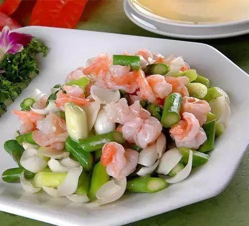  回锅|精选美食推荐芦笋炒虾球，回锅豆腐，干锅鱼丸的做法