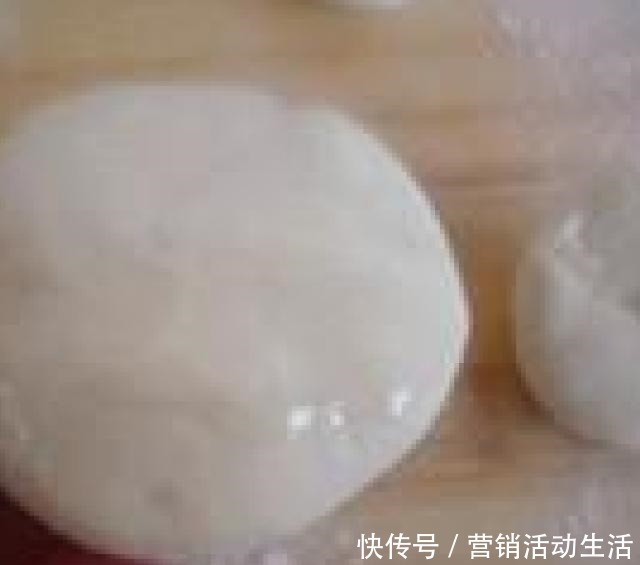 土豆丝|土豆丝卷饼，柔软劲道，凉了也不硬，早餐别出去买了