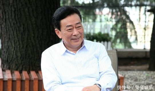 独带|出道37年的老戏骨，离婚后独带重病儿，62岁娶初恋老来得女