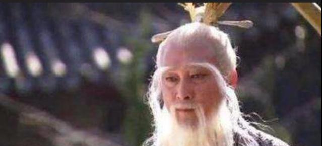  战败|通天教主战败后, 鸿钧老祖赶来, 哪吒不认识, 太上老君慌忙迎接