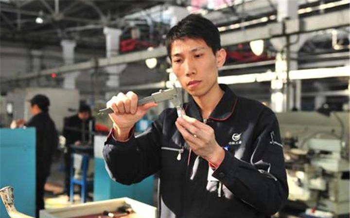  技术|技校出身辽宁小伙5年攻破西方绝密技术，国家当即表态：立马重用