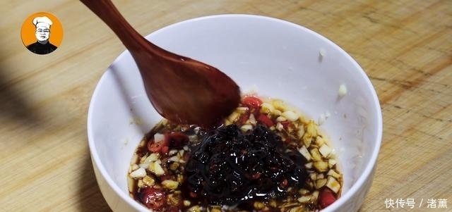 香辣|杏鲍菇新吃法,不用炒不用炸,香辣开胃超下饭!